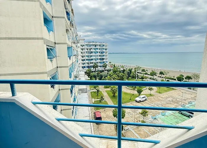 9apartaments アパート *